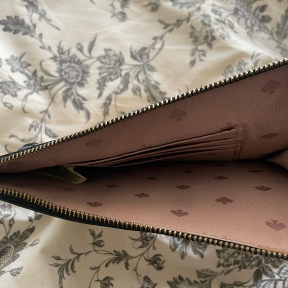 Kate Spade Black and Tan Clutch Wristlet - Picture 3 of 4